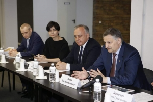Мэр Сухума и его заместители встретились с представителями малого и среднего бизнеса Краснодара