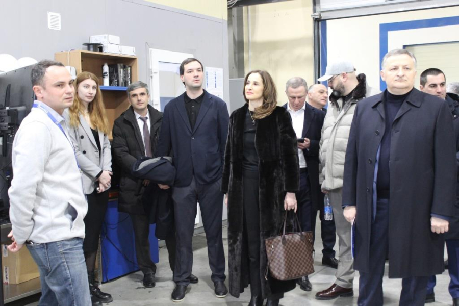 Мэр Сухума посетил технополис «Химград» в Казани
