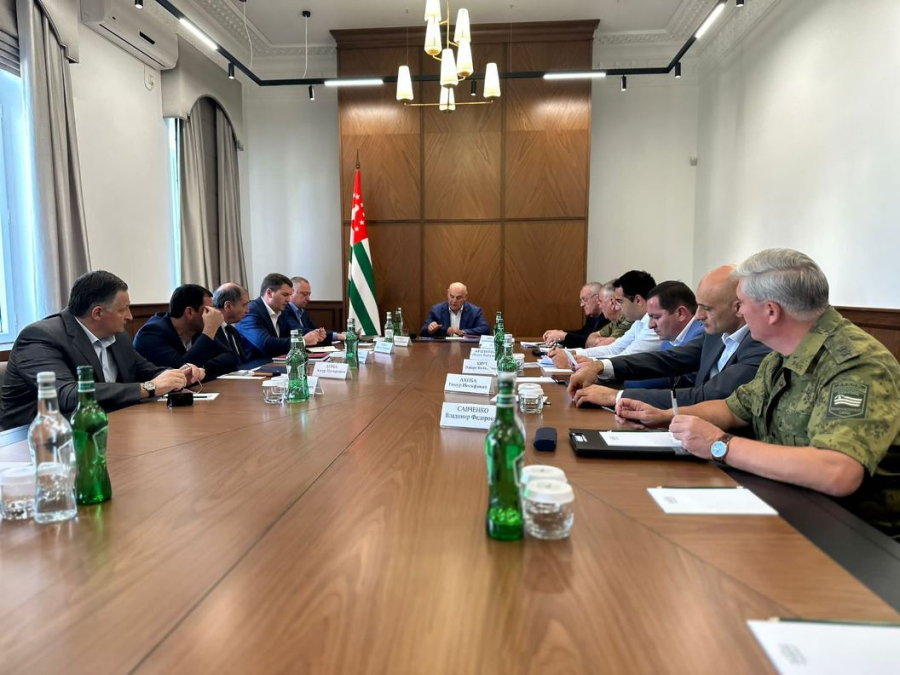 Беслан Эшба принял участие в заседании Совета безопасности Абхазии