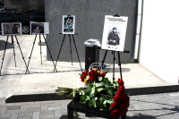 В Сухуме открыли мемориальную доску в память о фотокорреспонденте ТАСС, Герое Абхазии Андрее Соловьеве