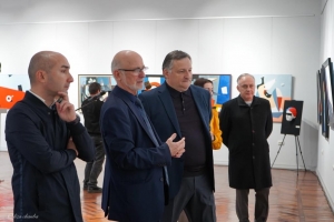 Беслан Эшба посетил открытие персональной выставки Нугзара Логуа