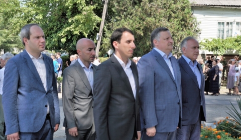 Руководство Администрации Сухума приняло участие в мероприятиях, приуроченных к 30-летию добровольческого движения в Абхазии